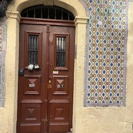 Διαμέρισμα Bairro Alto 2 *